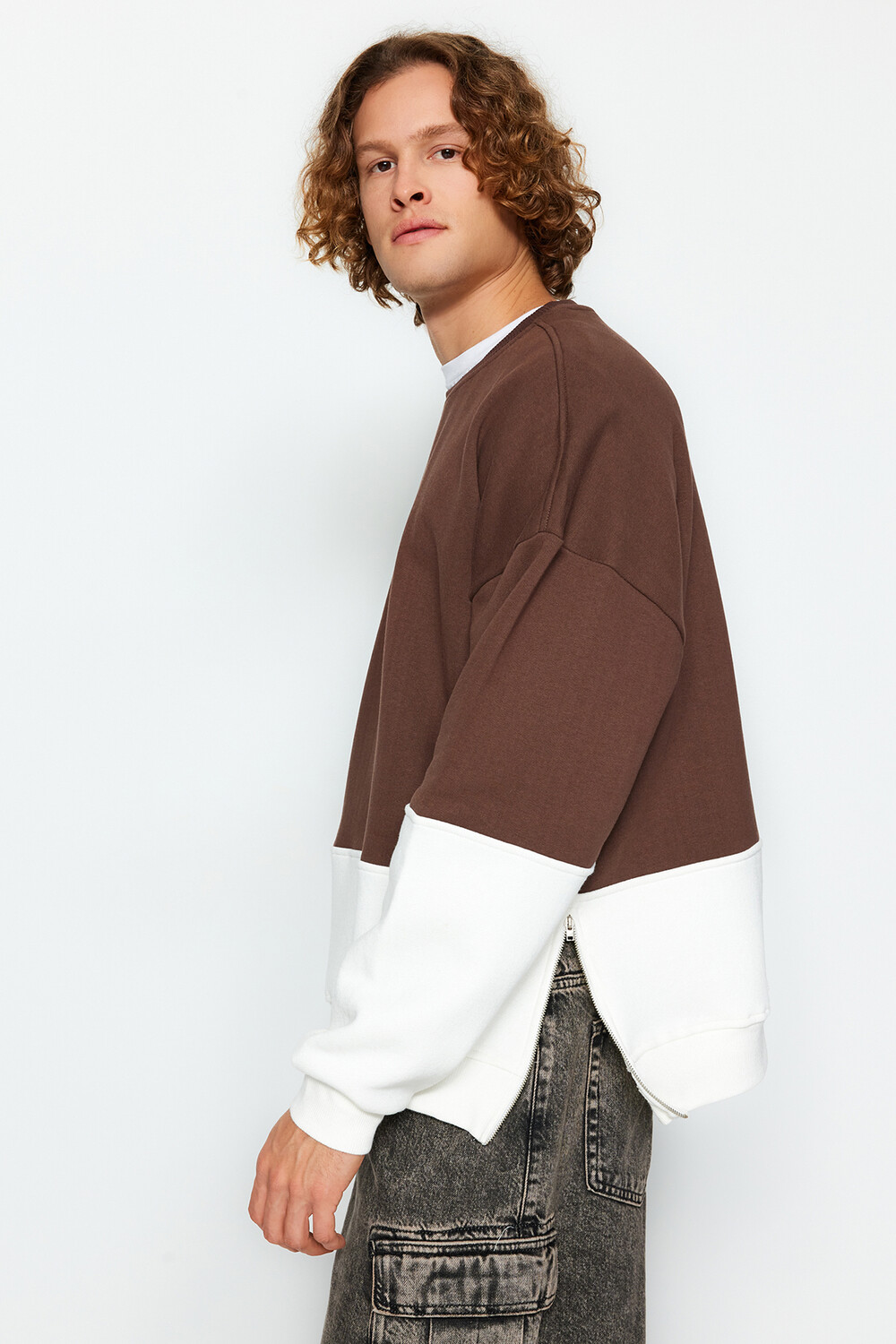 

Толстовка - Коричневый - Oversize Trendyol, коричневый