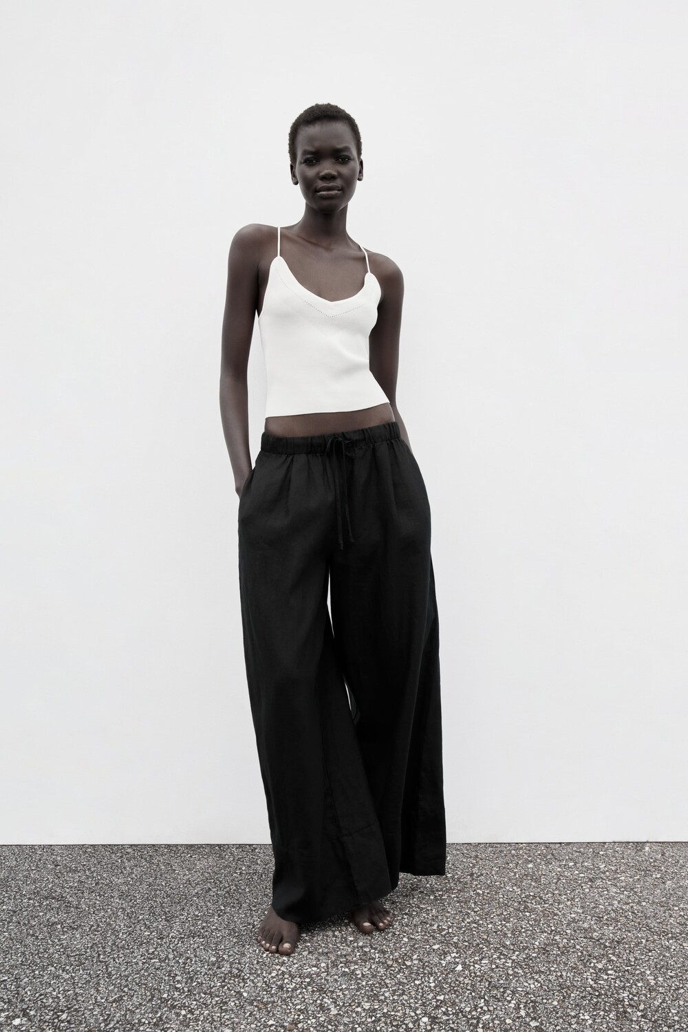

Трикотажный топ на лемах Zara, белый