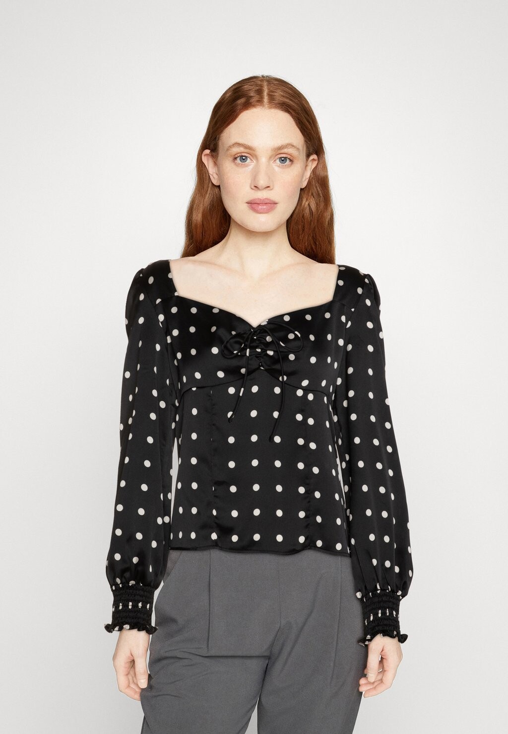 

Блузка Guess