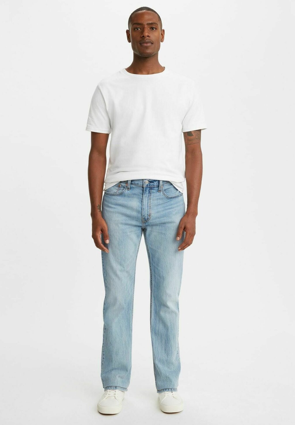 

Джинсы Bootcut 527 STANDARD BOOT CUT Levi's, синий