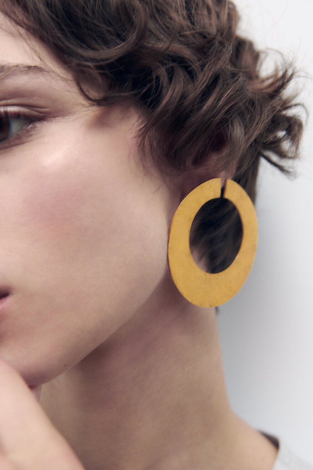 

Открытые серьги Zara, золотой