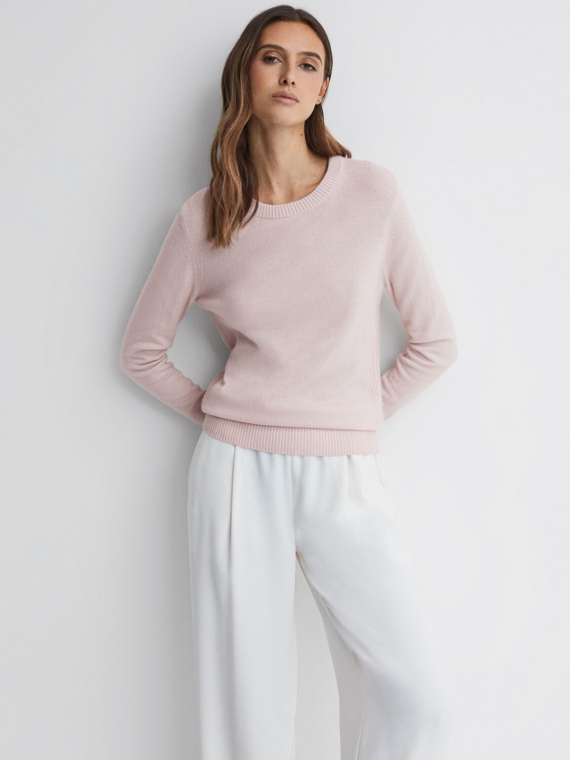 

Джемпер Addison с круглым вырезом Reiss, светло-розовый