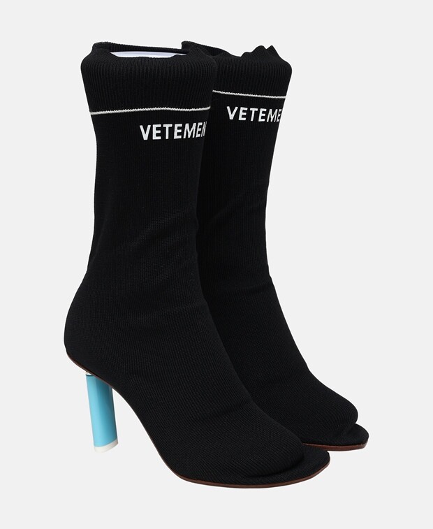 

Телячьи сапоги VTMNTS, черный