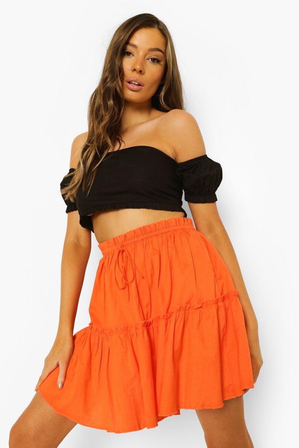 

Мини-юбка из хлопка с рюшами Boohoo, красный