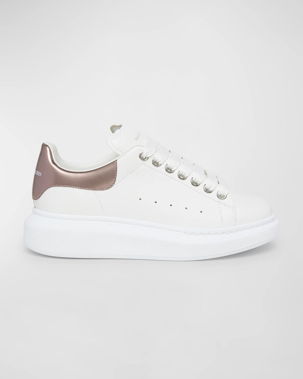 

Кроссовки оверсайз Alexander McQueen, цвет White/Oat