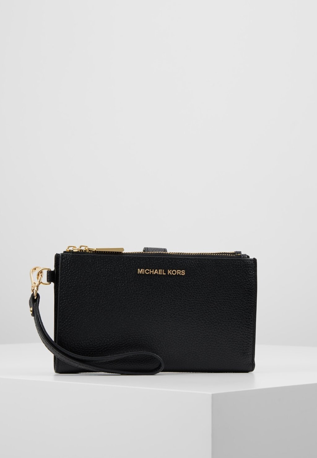 

Бумажник MICHAEL Michael Kors, черный