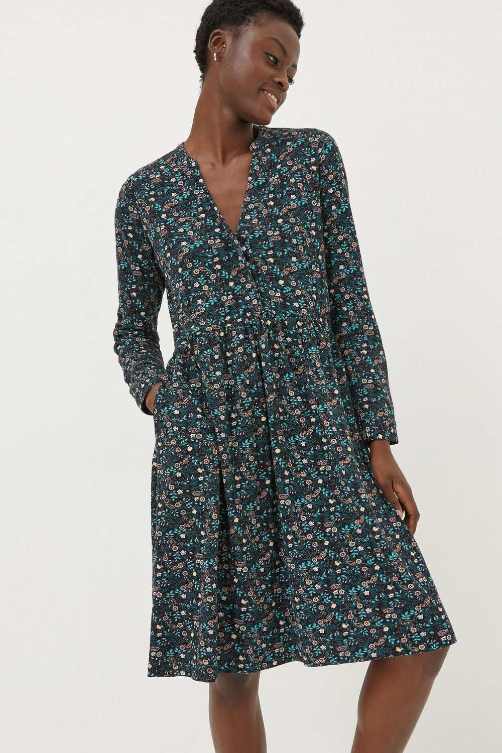 

Трикотажное платье FatFace Elsie Evergreen Fat Face, черный
