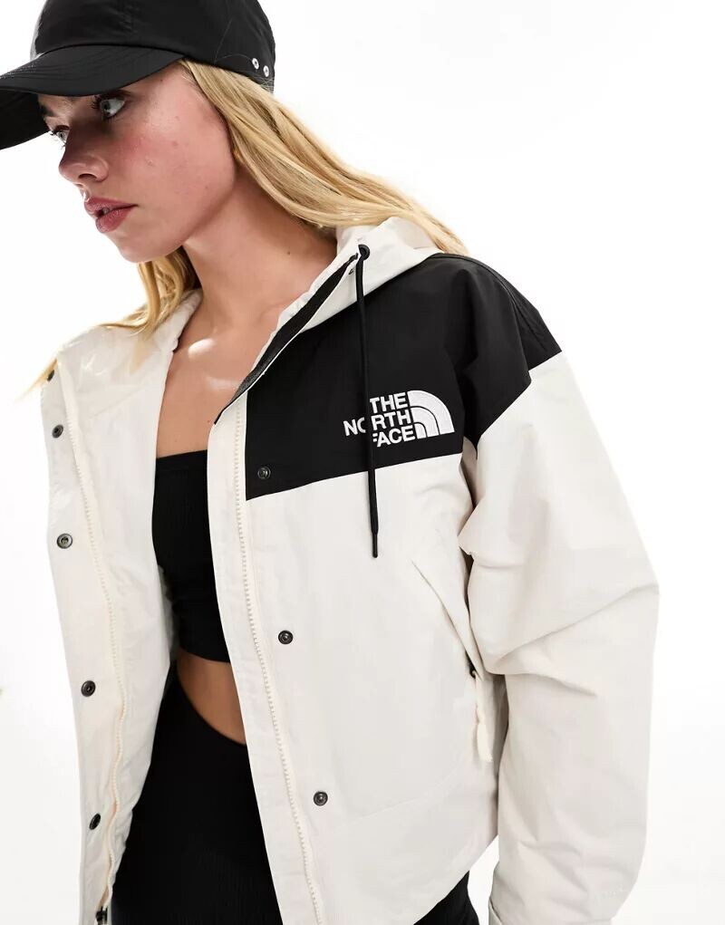 

Бело-черная куртка The North Face Reign On с логотипом