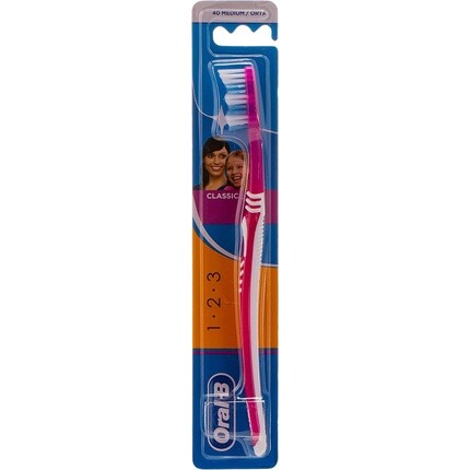 

Зубная щетка Oral B Classic Medium 40 Medium Oral-B