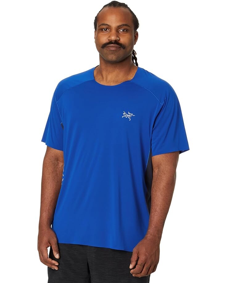 

Футболка Arc'teryx Norvan Downword Logo, цвет Vitality/Black Sapphire