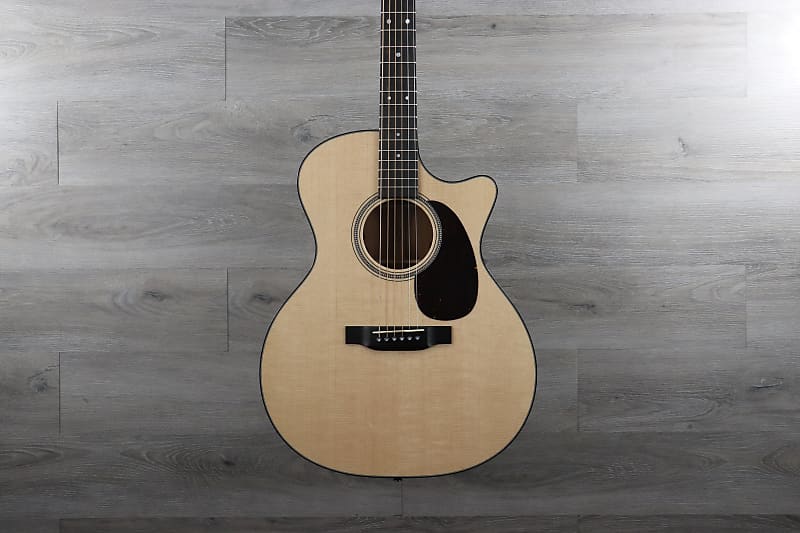 цена Акустическая гитара Martin GPC-16E Natural