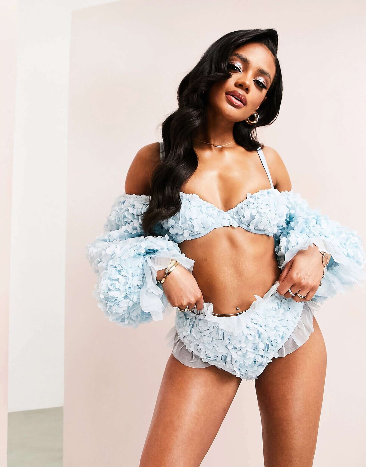 

Синие плавки бикини с 3D-цветочным узором ASOS LUXE