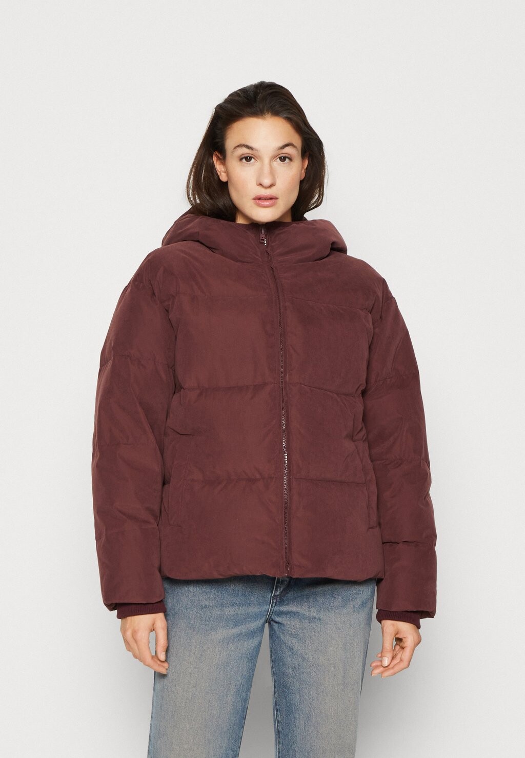 

Куртка Wrangler ПУФФЕР С РЕЕЛЬСЕМ, цвет dahlia
