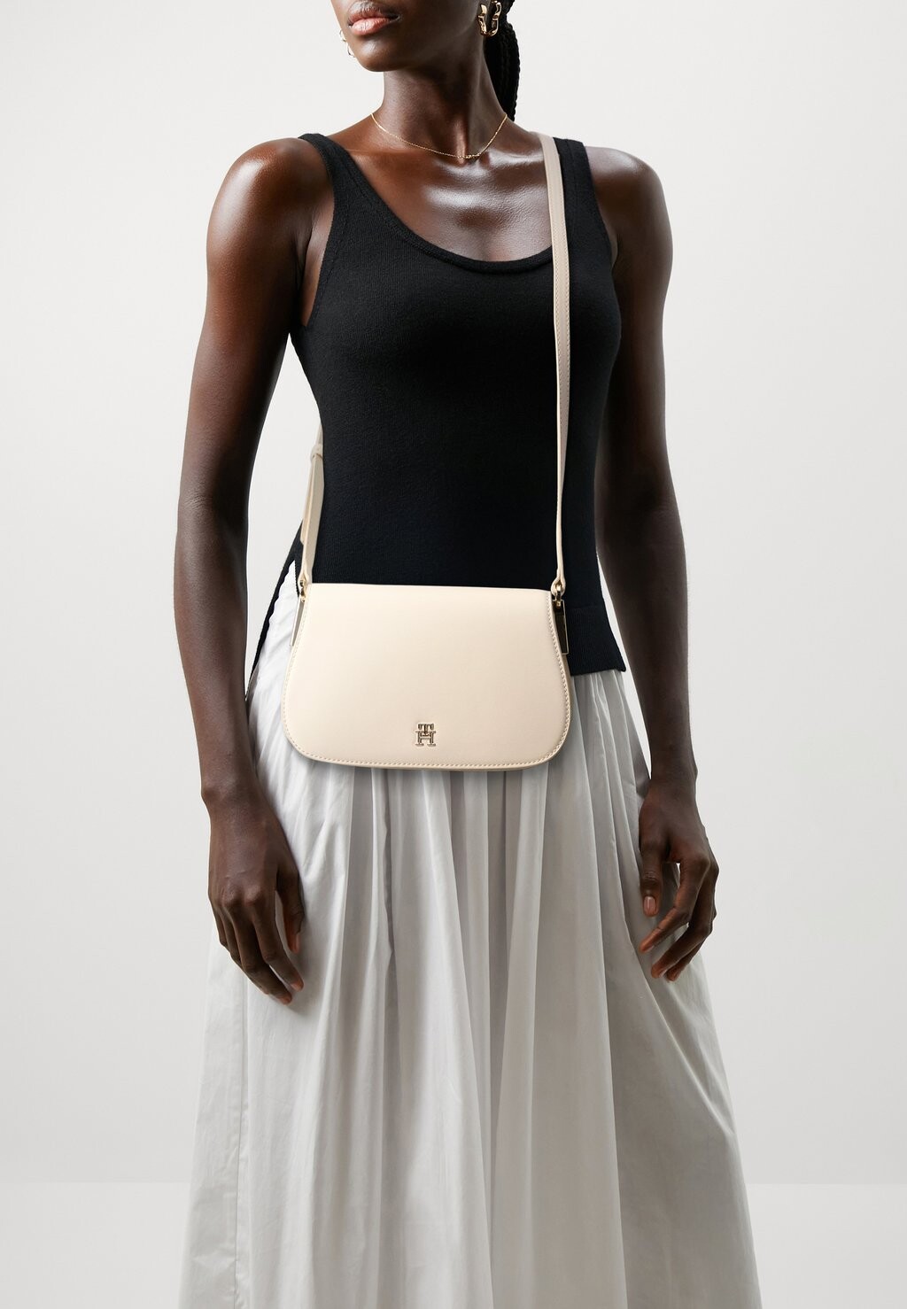 

Сумка через плечо SPRING CHIC FLAP CROSSOVER Tommy Hilfiger, цвет calico