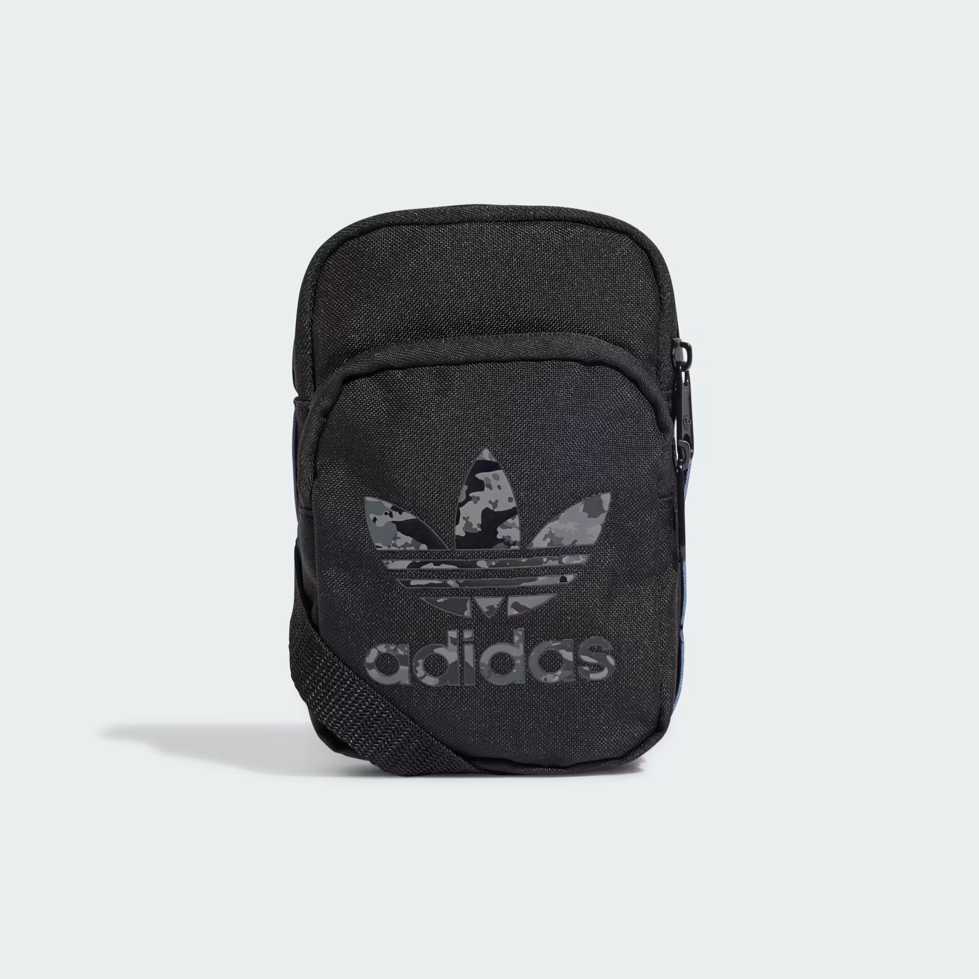 

Камуфляжная фестивальная сумка Adidas, цвет Black/Multicolor