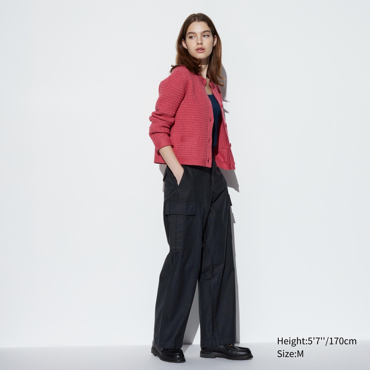 

Брюки-карго UNIQLO широкие прямые, темно-серый
