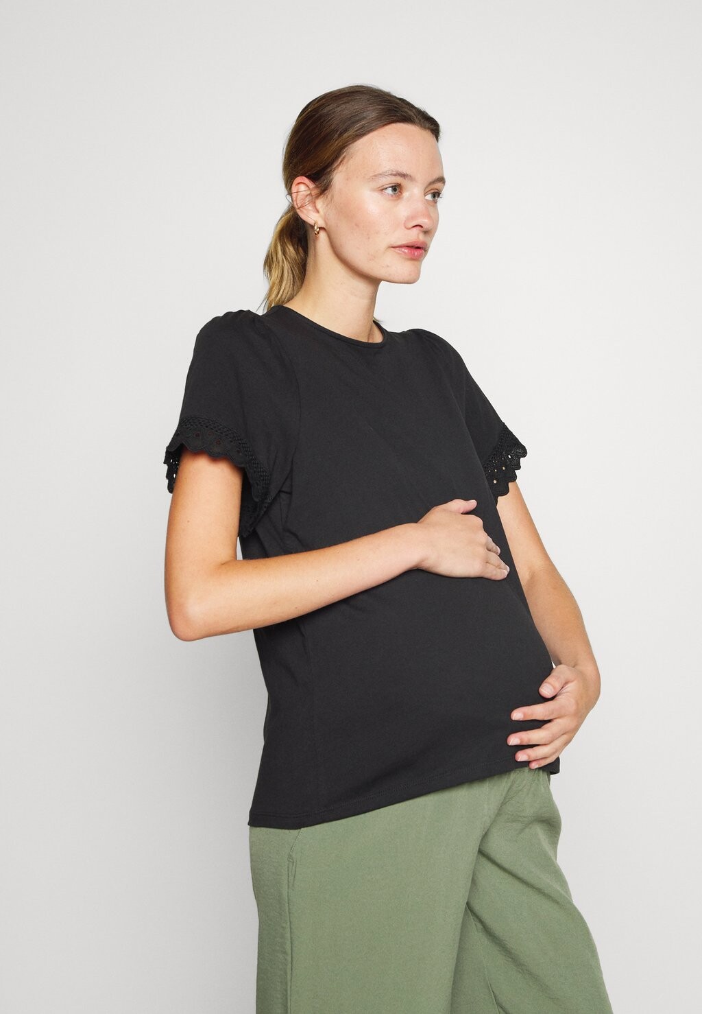 

Базовая футболка Vero Moda, черный