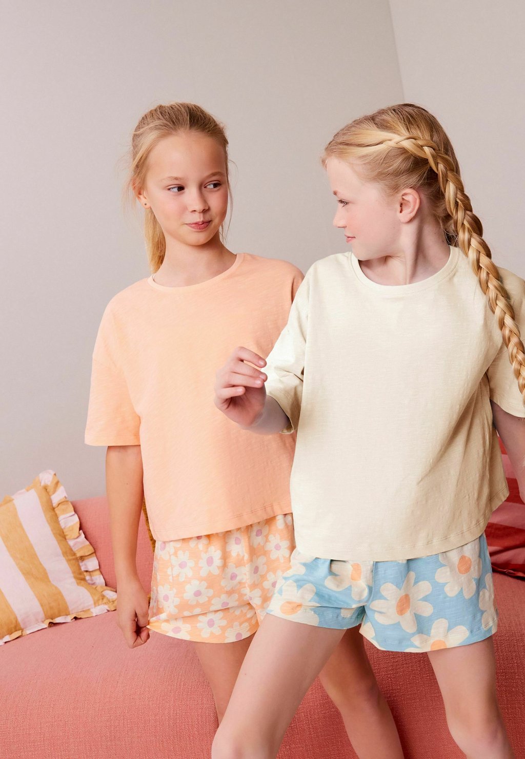 Комплект одежды для сна 2 PACK SET REGULAR FIT Next, цвет fluro orange blue floral