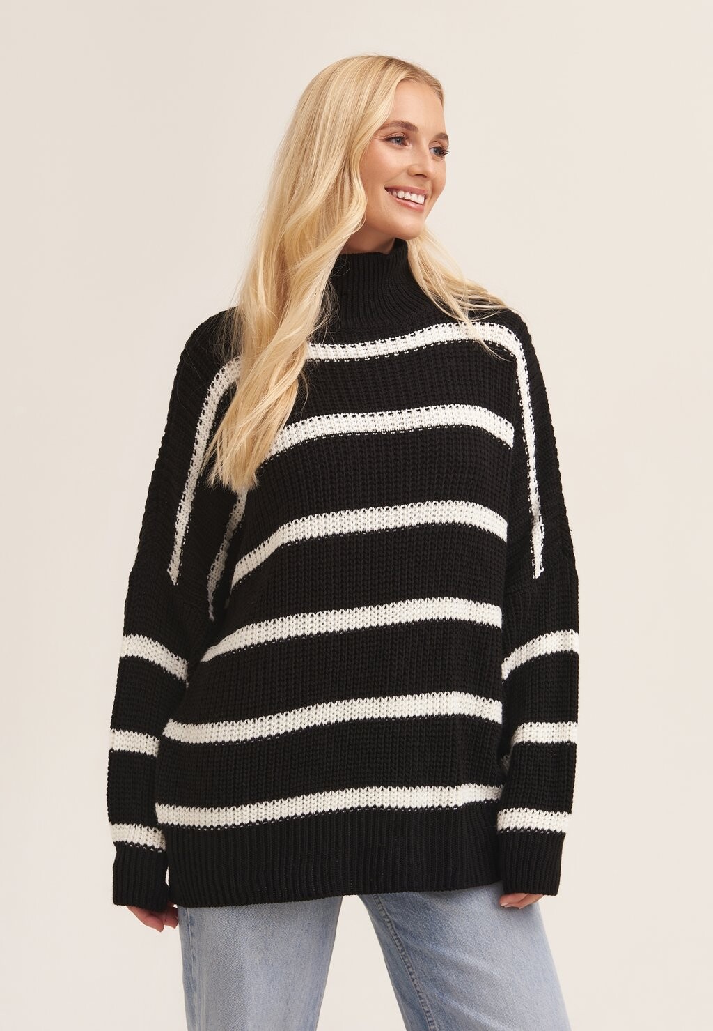 

Джемпер HIGH NECK GINI LONDON, черный