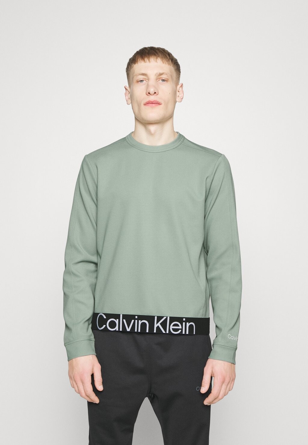 

Толстовка Calvin Klein Performance