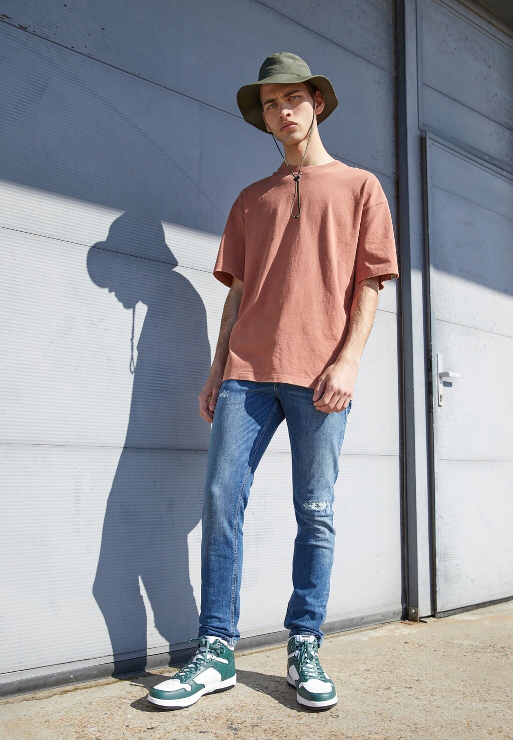 

Джинсы Slim fit Jack & Jones