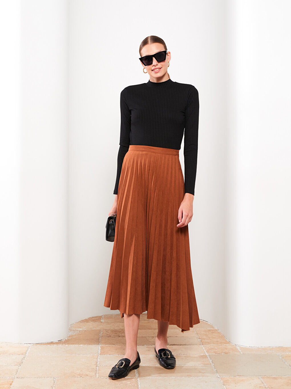 

Женская однотонная плиссированная юбка с молнией на талии LCW Modest
