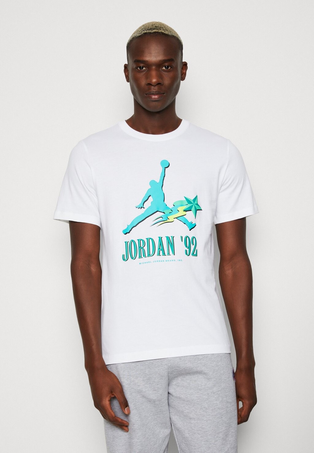 

Футболка с принтом Jordan, белый
