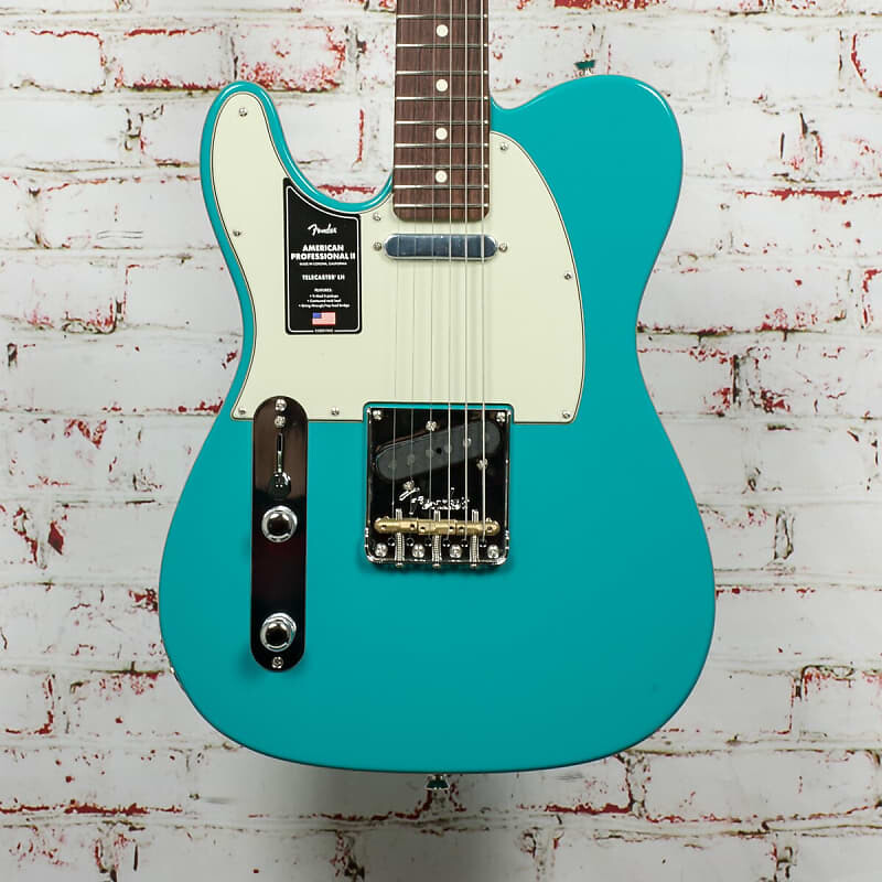 

Электрогитара Fender American Professional II Telecaster Left-Hand, Rosewood Fingerboard, Miami Blue