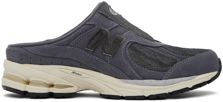 

Серые кроссовки New Balance 2002RM, Серый