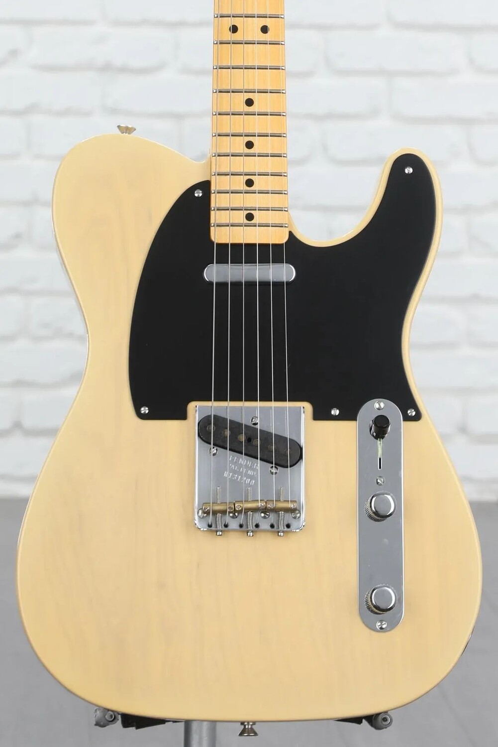 

Новая классическая электрогитара Fender Custom Shop 1950 Double Esquire Deluxe Closet — Faded Nocaster Blonde