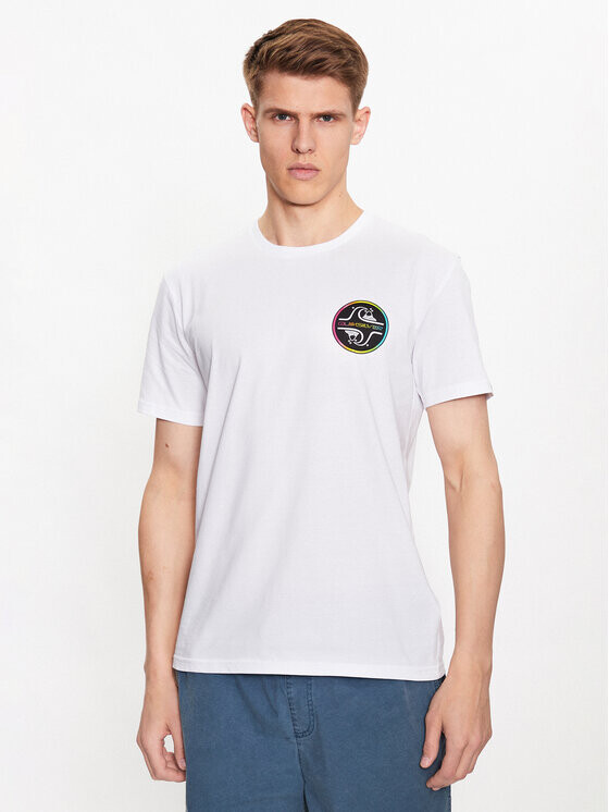 

Футболка стандартного кроя Quiksilver, белый