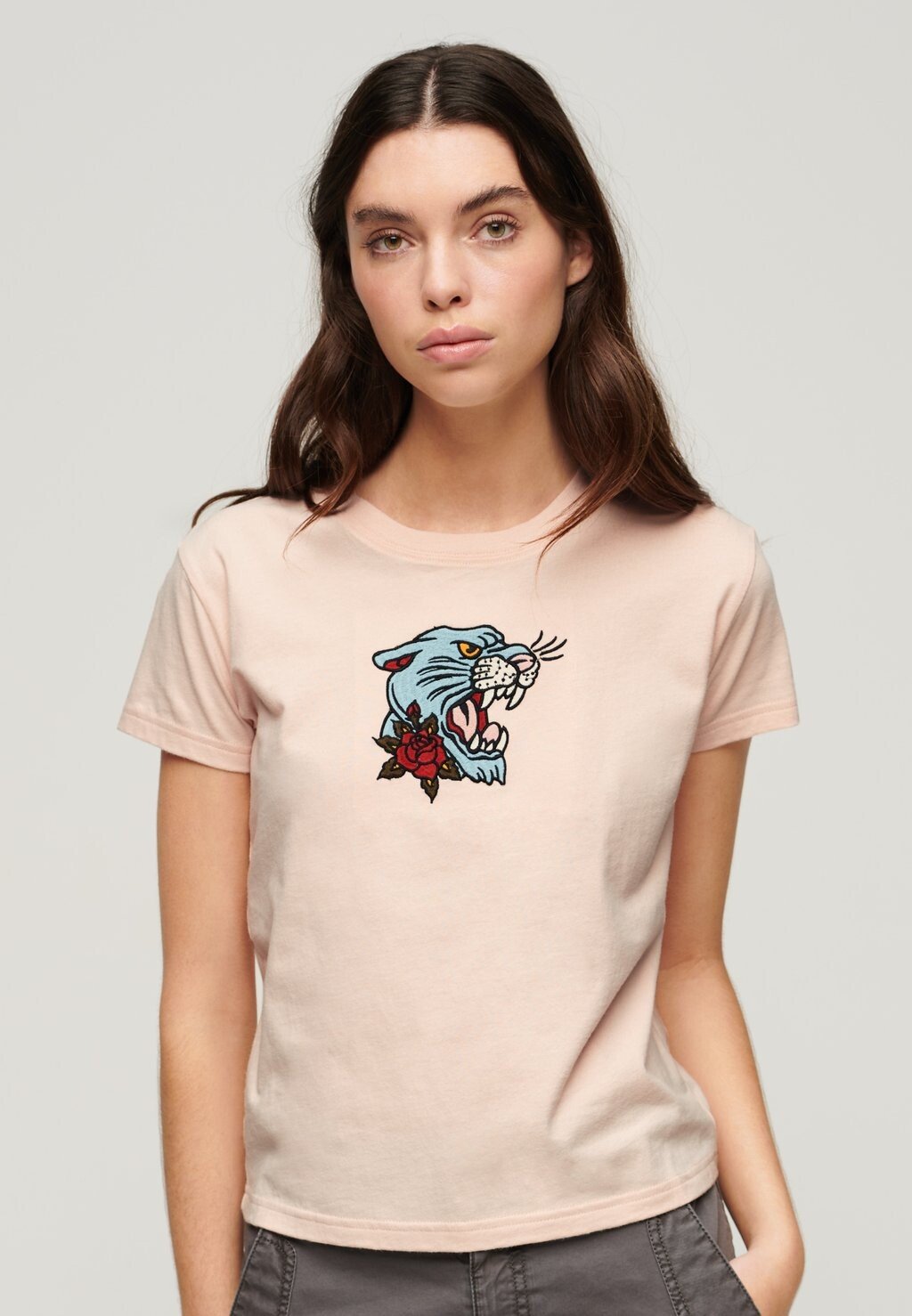 

Футболка с принтом TATTOO EMBROIDERED Superdry, розовый