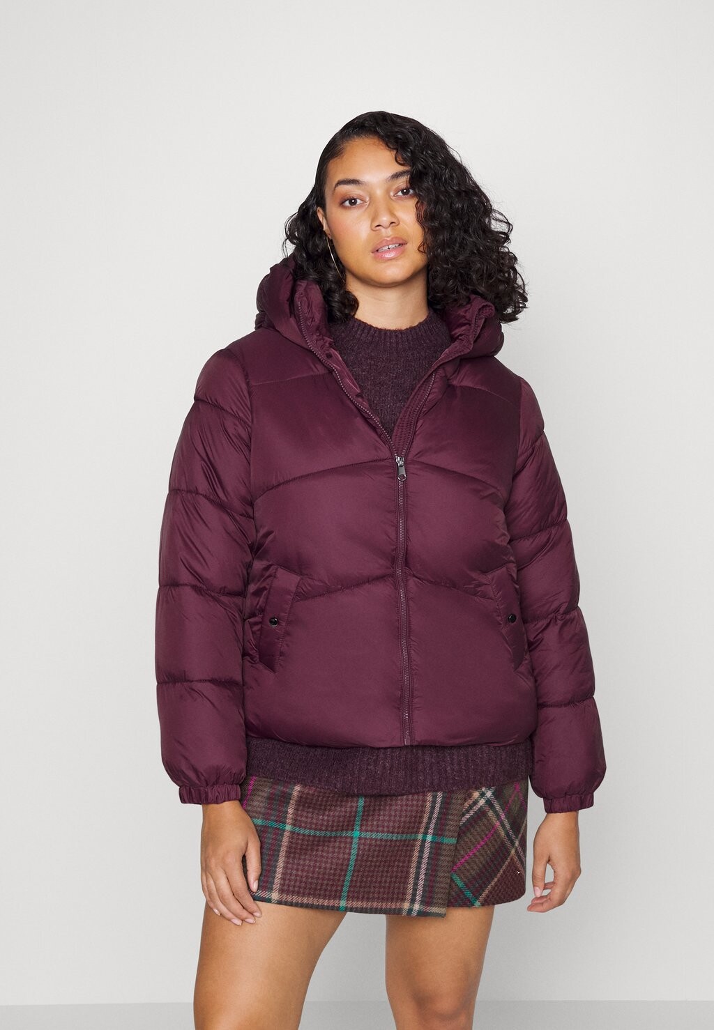 

Зимняя куртка Vero Moda, Коричневый