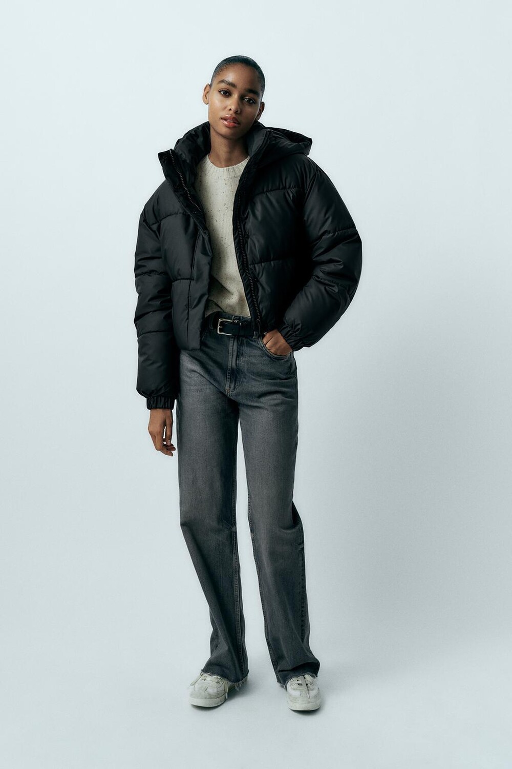 

Прорезиненный ветрозащитный анорак ZARA, черный
