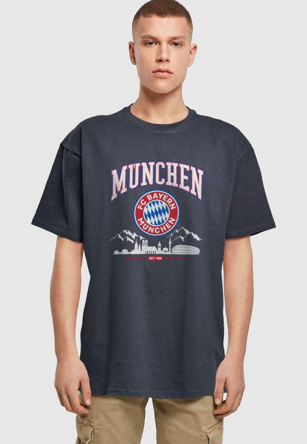 

Футболка с принтом SKYLINE HEAVY OVERSIZE FC Bayern München, цвет navy