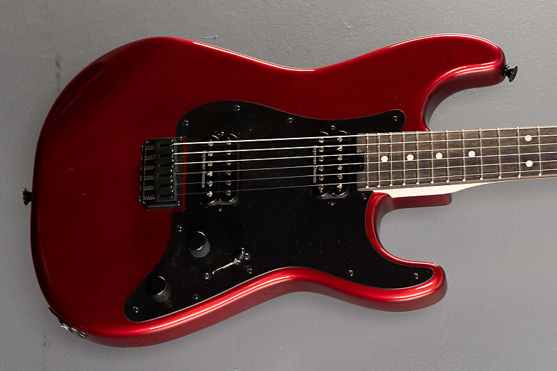 

Электрогитара Charvel Pro-Mod So-Cal Style 1 HH HT E - Candy Apple Red