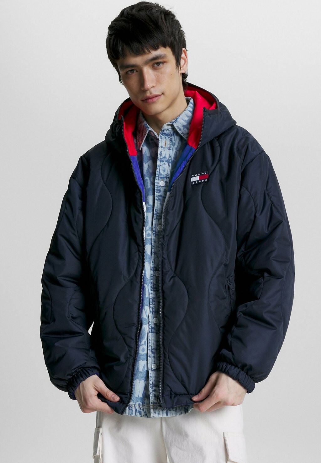 

Демисезонная куртка Tommy Jeans, синий
