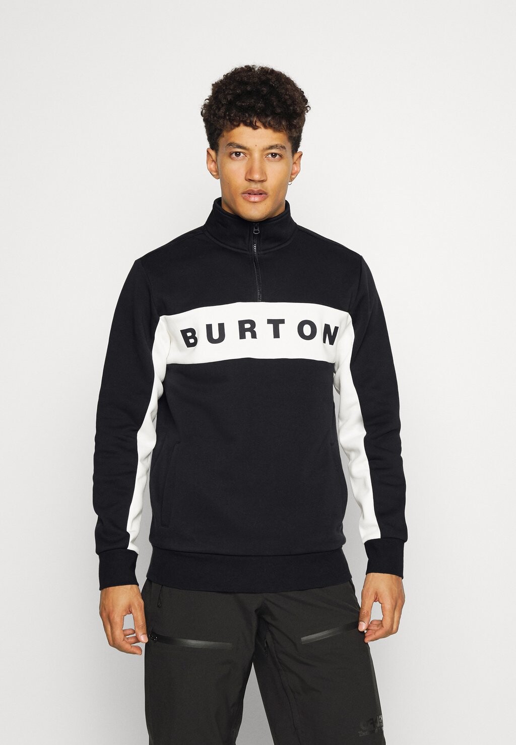 

Толстовка Burton