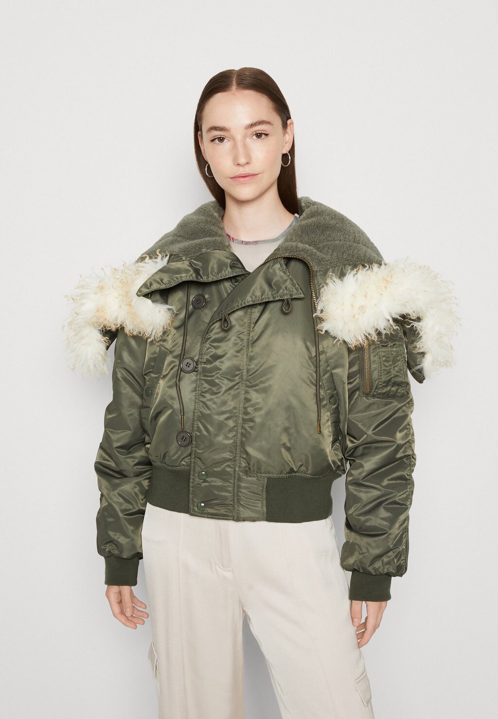 

Куртка зимняя BDG Urban Outfitters, Серый