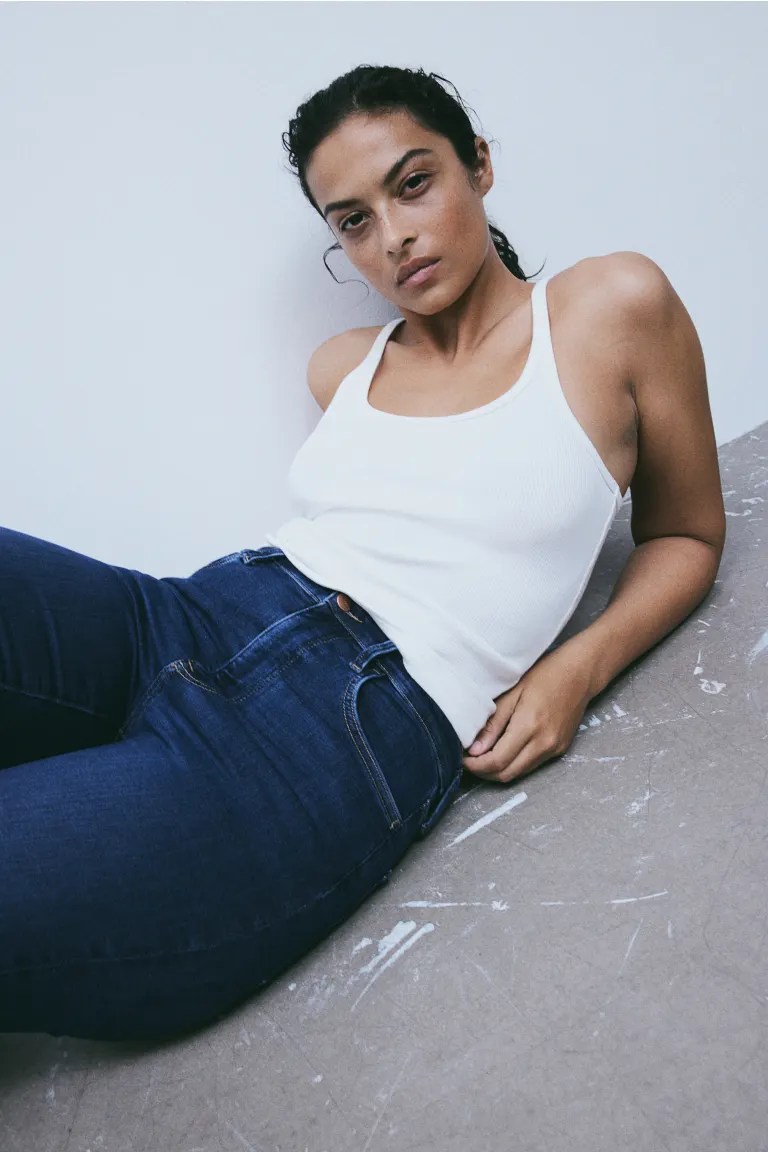 

Джинсы скинни с ультравысокой лодыжкой true to you H&M, синий