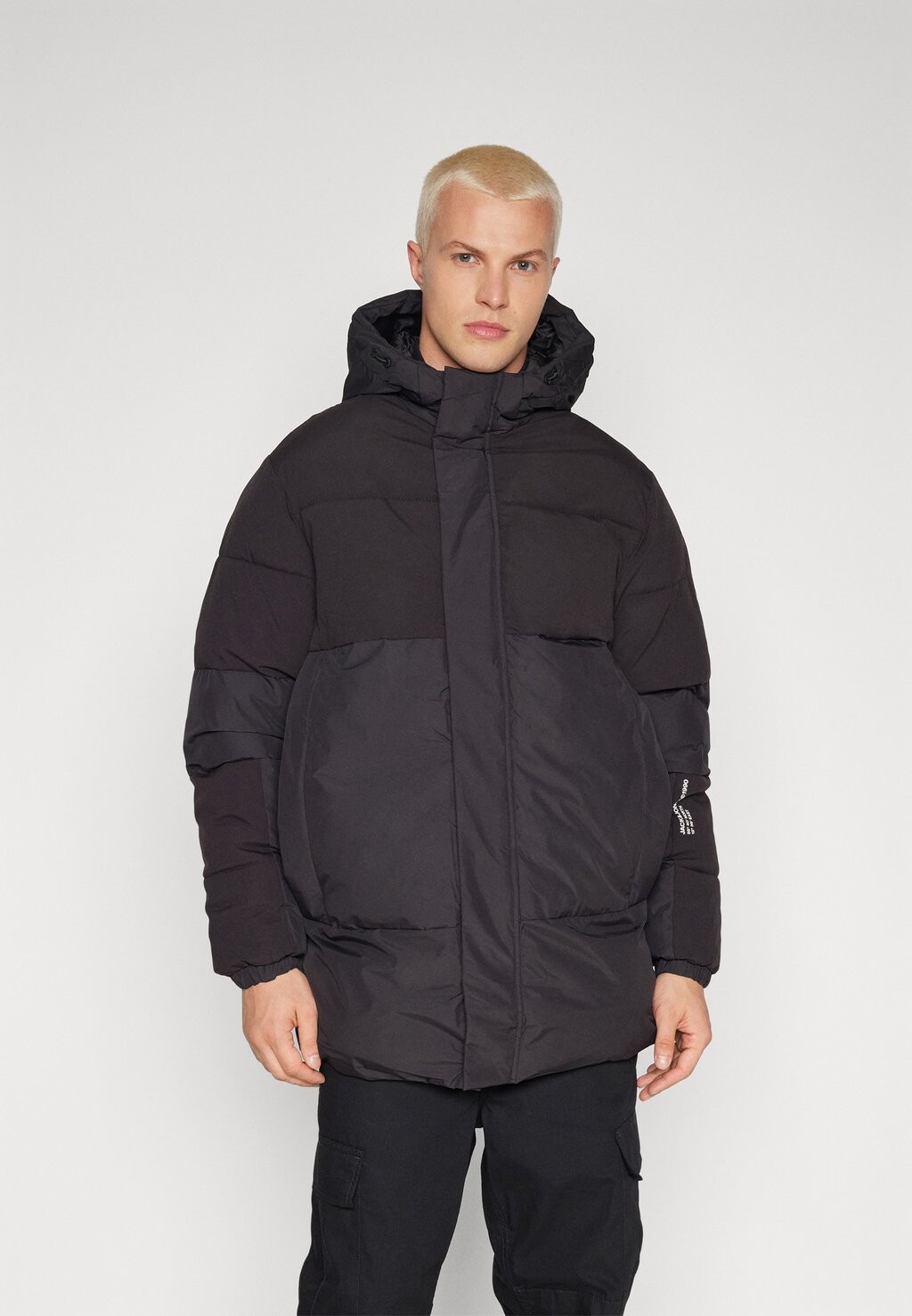 

Зимнее пальто JJEFORCE SN Jack & Jones, черный
