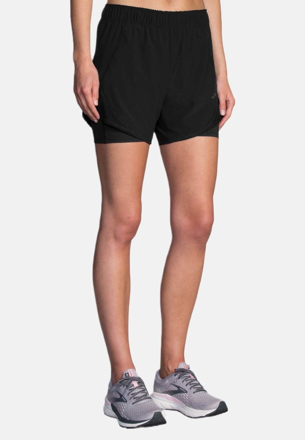 

Спортивные шорты Brooks, черный