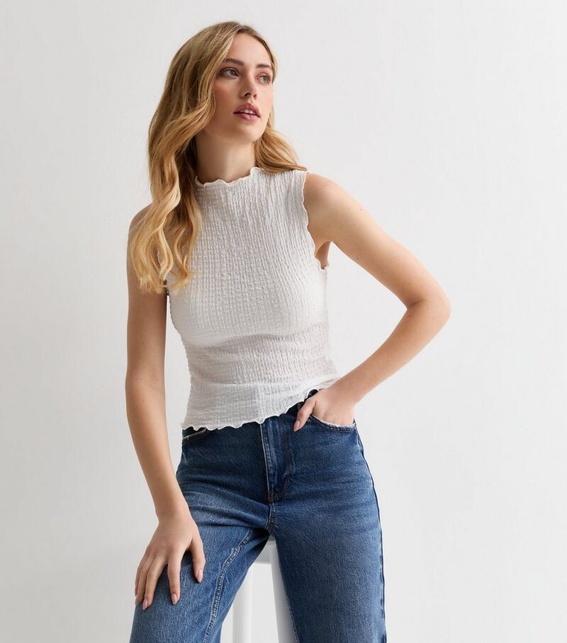 

Белый текстурированный топ с высоким воротником New Look, белый