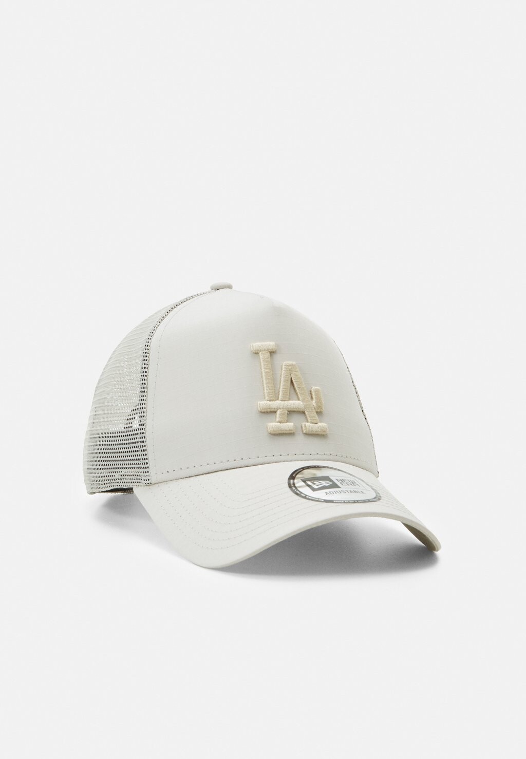 

Бейсболка New Era