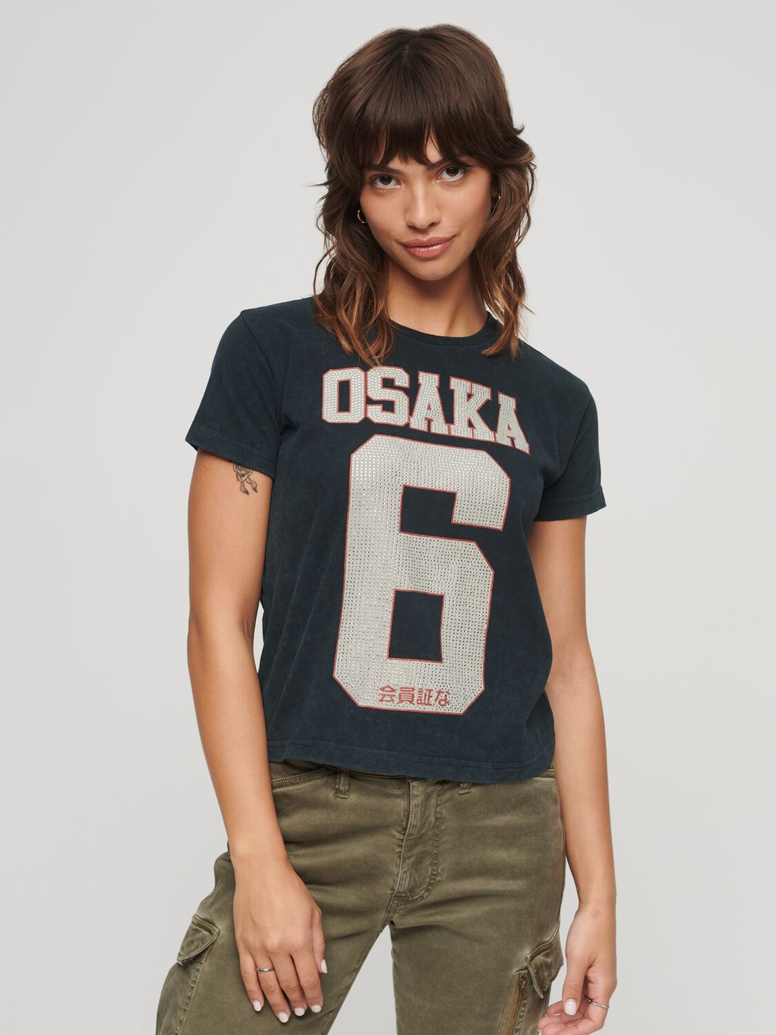 

Украшенная футболка Osaka 6 в стиле 90-х Superdry, темно-синий/мульти