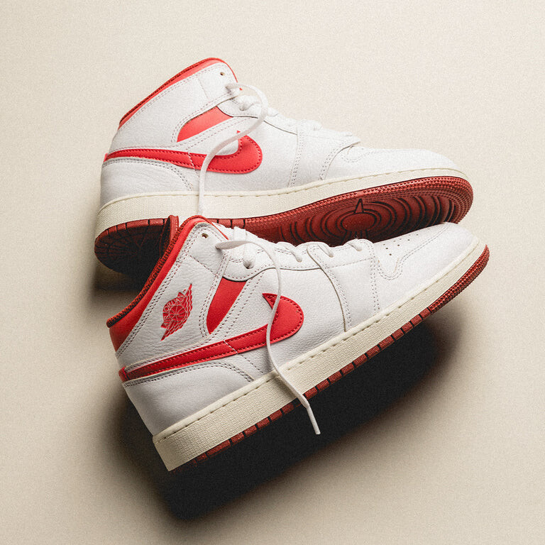 

Кроссовки Nike Air 1 Mid Se *Gs* Air Jordan, белый