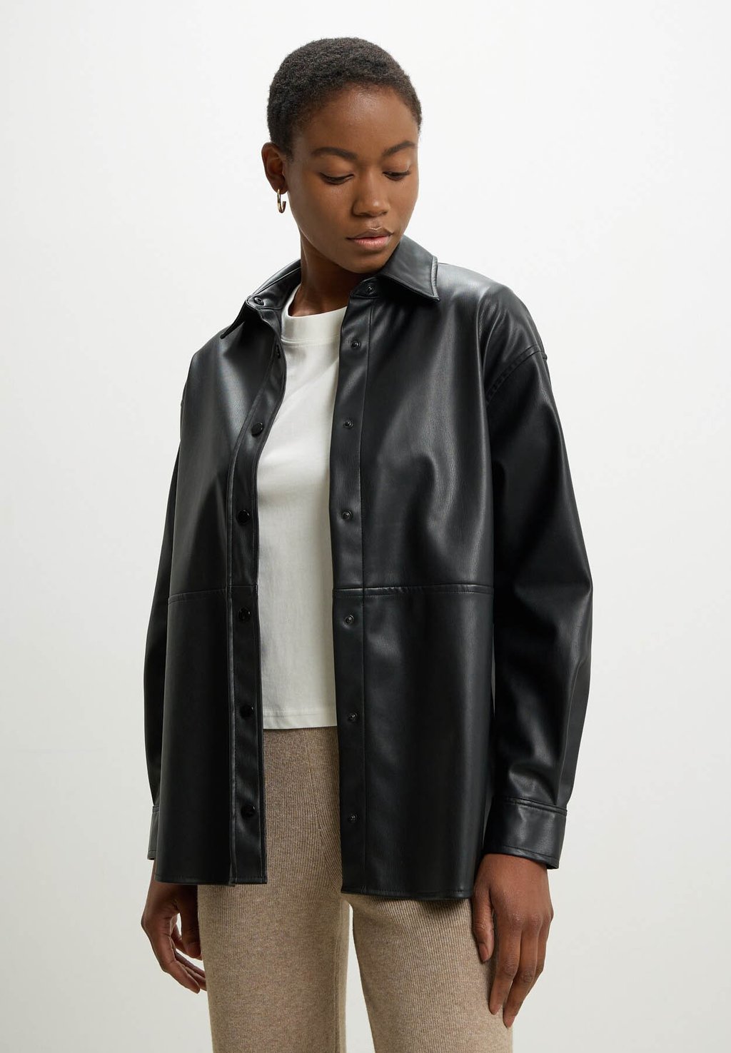 Куртка из искусственной кожи Calliope, черная фото