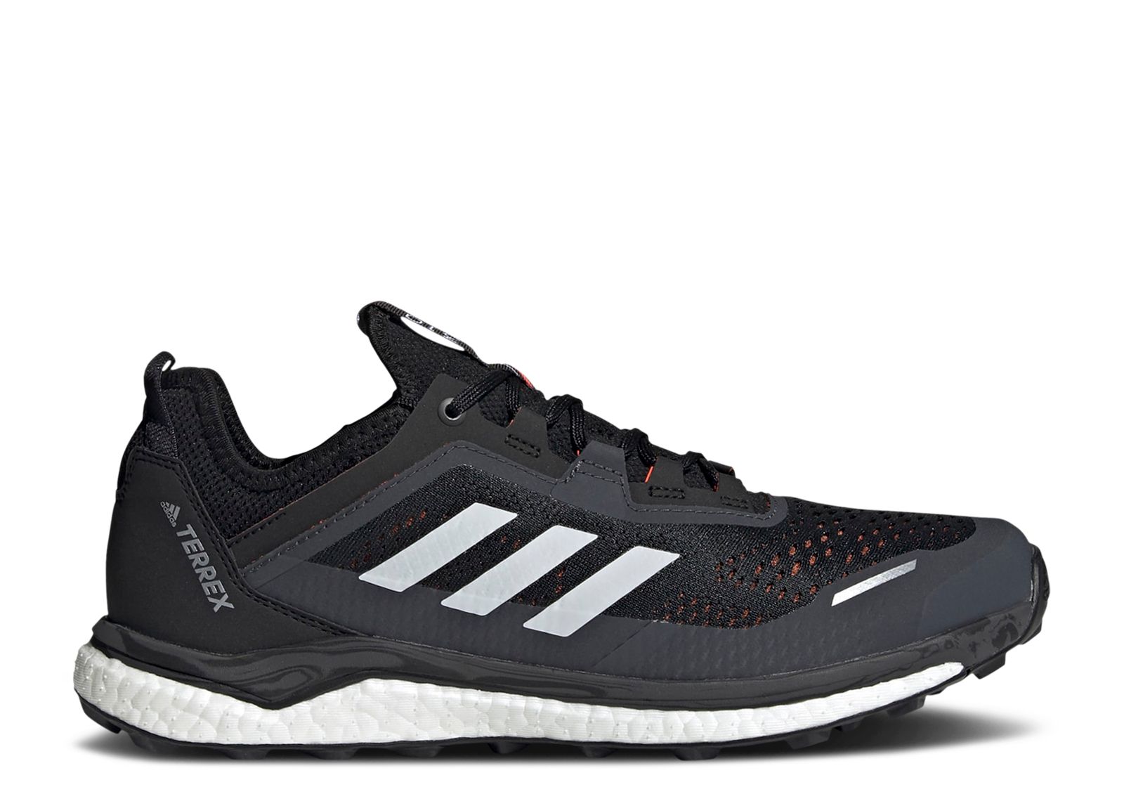 

Кроссовки adidas Terrex Agravic Flow 'Black White', черный