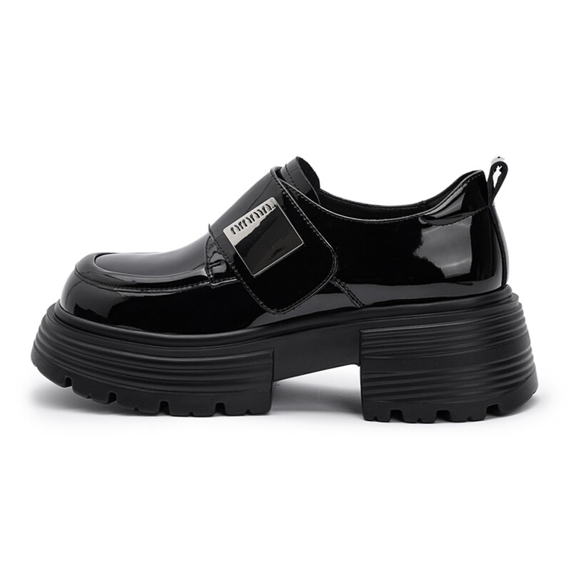 

Лоферы женские A Poinsettia Princess, цвет Black patent leather