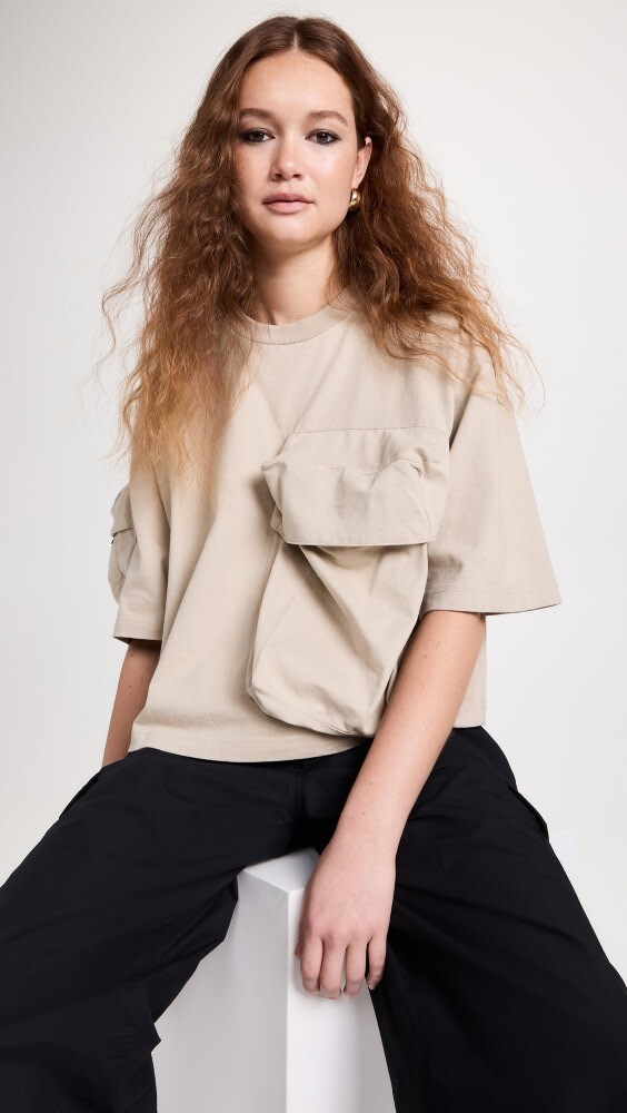 

Футболка Jacquemus Le T-Shirt Bolso Court, хаки